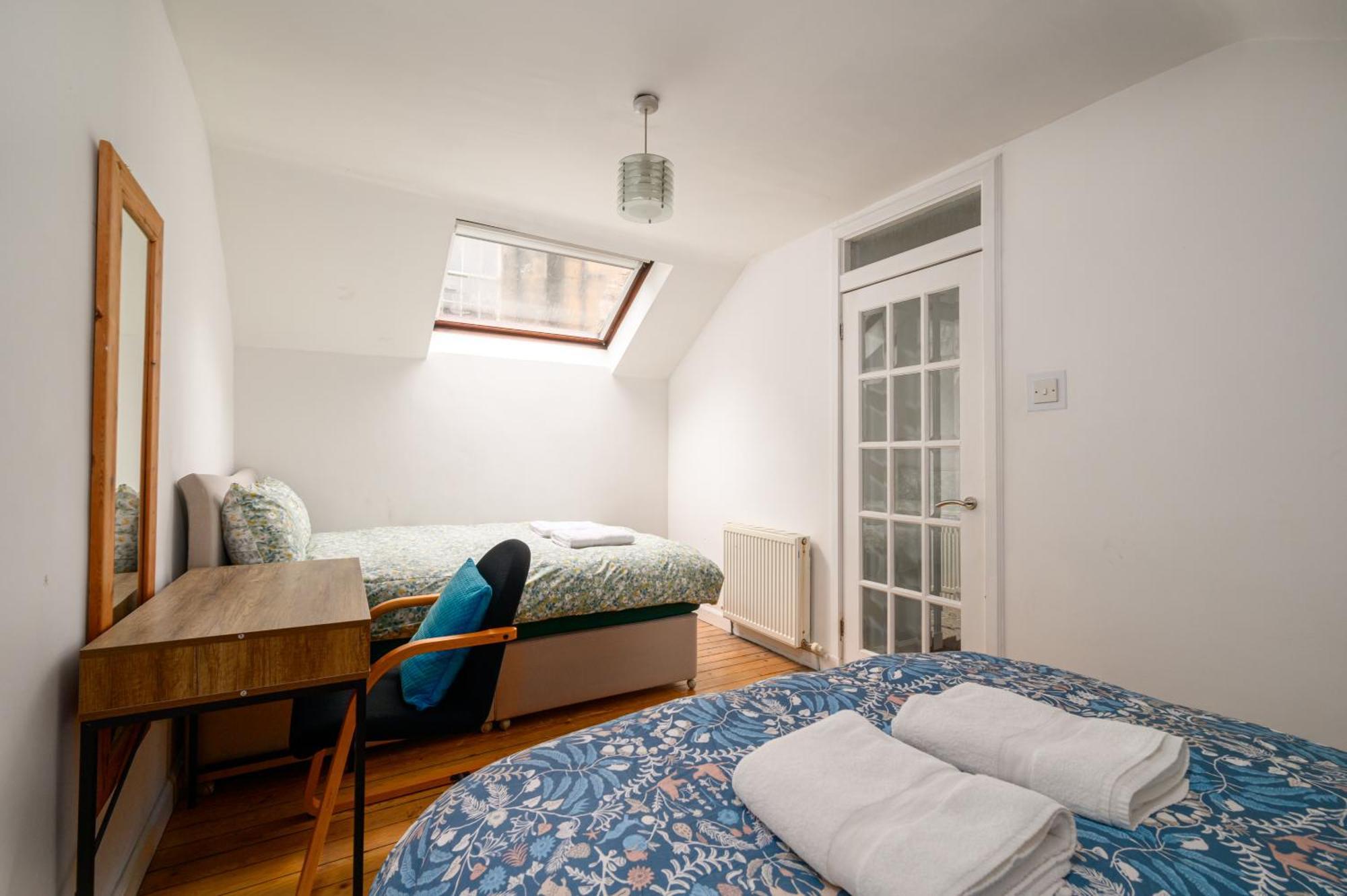 Bright - Central - Sleeps 10 Edimburgo Esterno foto