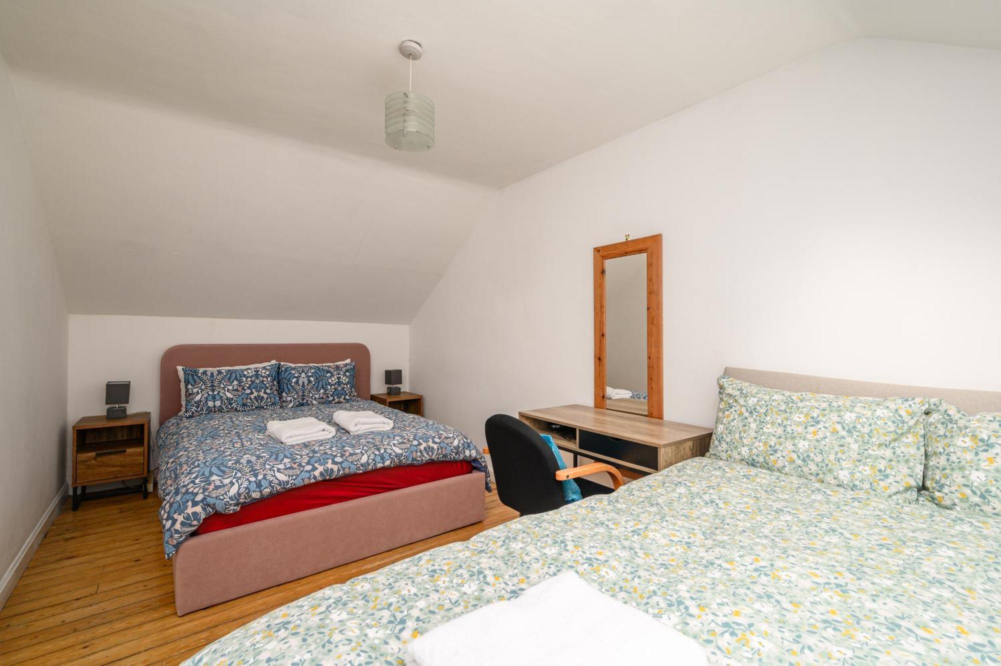 Bright - Central - Sleeps 10 Edimburgo Esterno foto